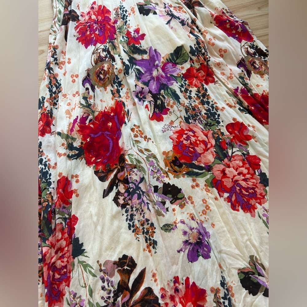 NWT rose floral halter maxi dress - Picture 2 of 5